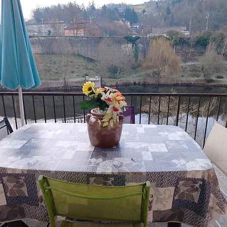 Cosy T3 Spacieux Apartmán Aubin (Aveyron)